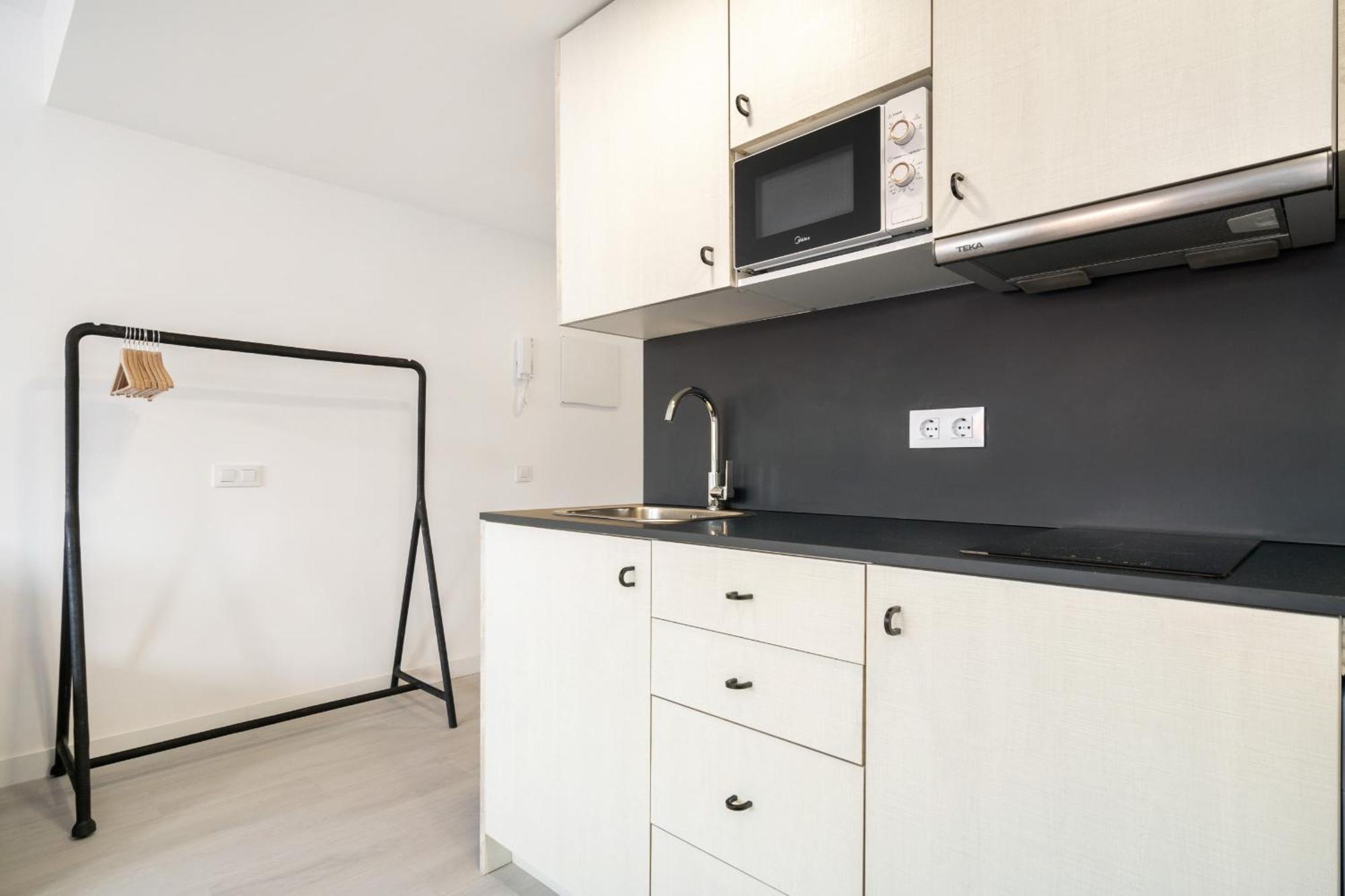 Madrid Riverside Studios Con Parking Incluido Alquiler Temporal Kültér fotó