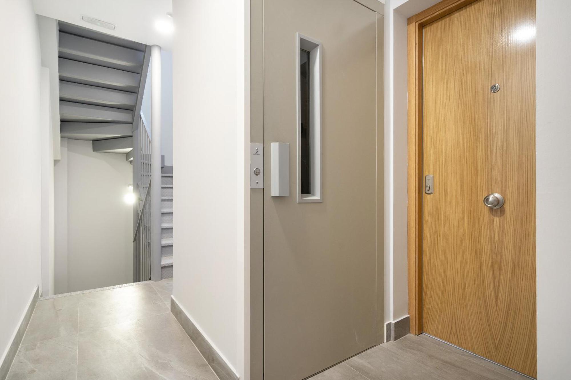Madrid Riverside Studios Con Parking Incluido Alquiler Temporal Kültér fotó